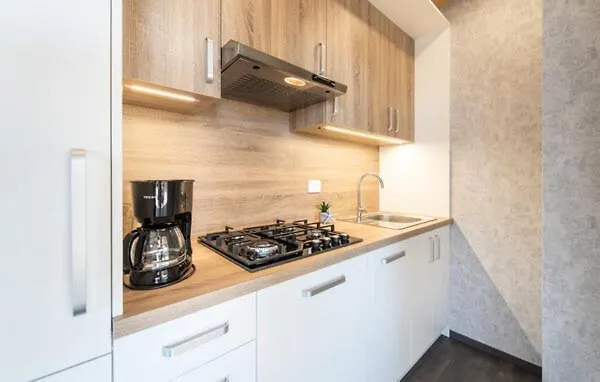 Campsite Mobile Clara Drage