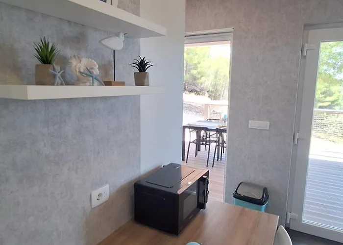 Campsite Mobile Clara